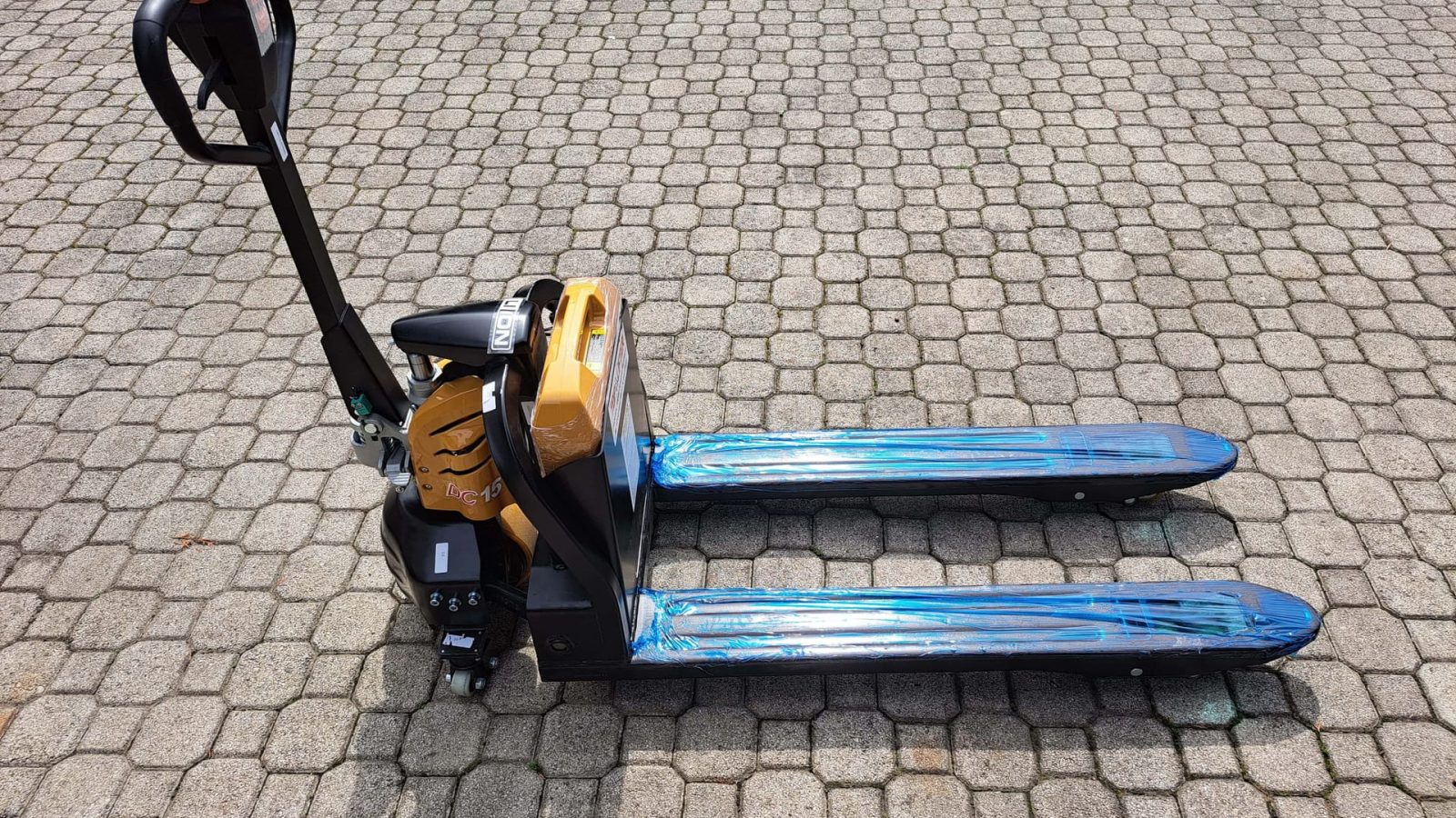 Toplifter elektro paletni viličar 15ET-L2LI