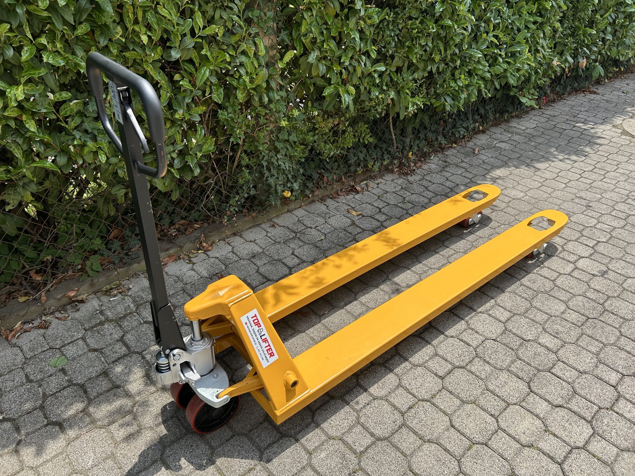 Toplifter ročni paletni viličar 2000 kg 1500 mm – slika 5